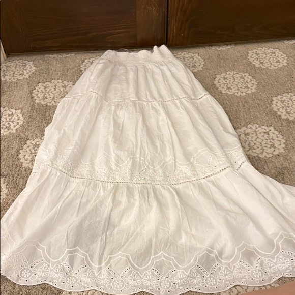 Altar'd State Dresses & Skirts - NWT Altard State Elegant White Maxi Skirt